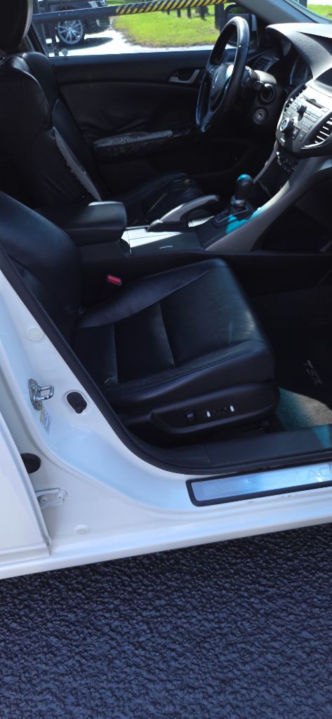 2010 Acura TSX - $3,200