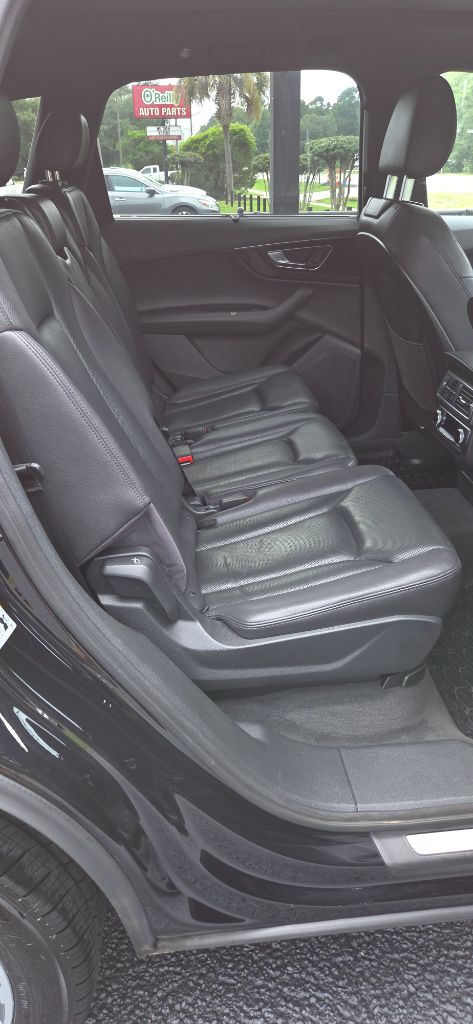 2017 Audi Q7 - $8,500