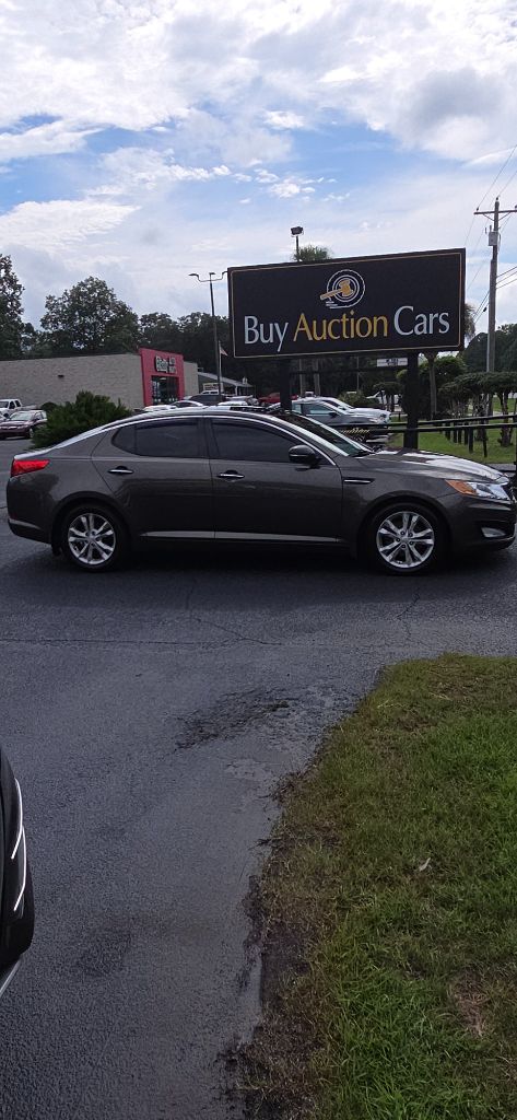 2013 Kia Optima - $3,800