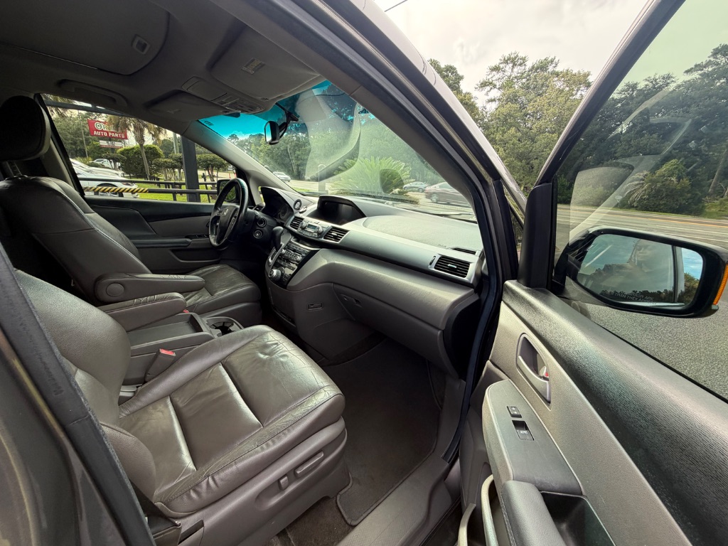 2012 Honda Odyssey - $5,500