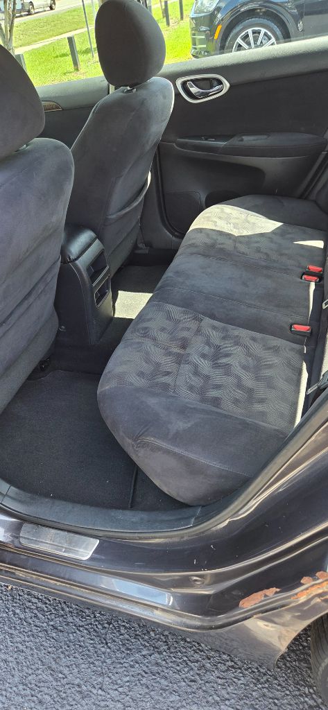 2013 Nissan Sentra - $1,900