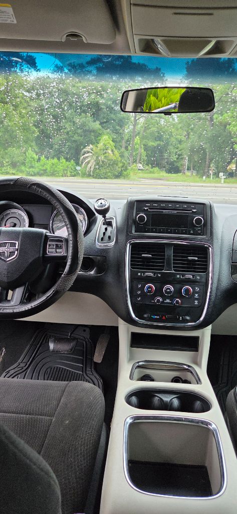 2012 Dodge Grand Caravan - $2,800