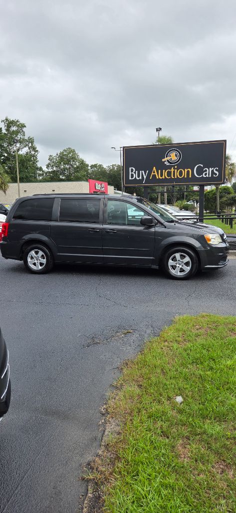 2012 Dodge Grand Caravan - $2,800