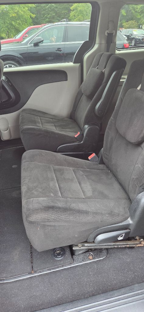 2012 Dodge Grand Caravan - $2,800