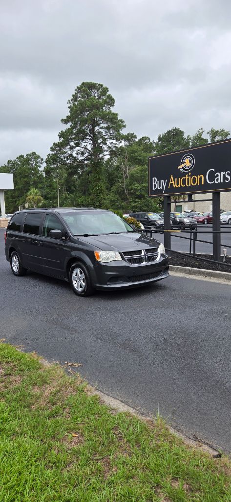2012 Dodge Grand Caravan - $2,800