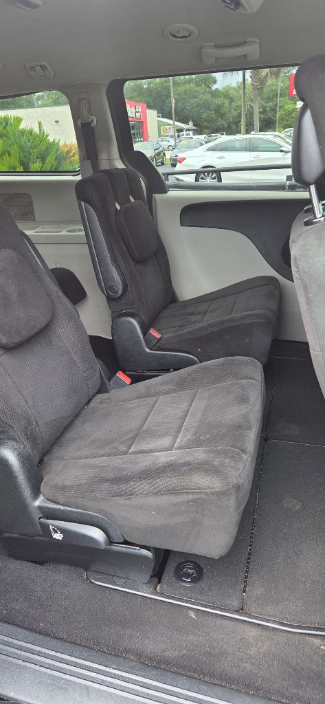 2012 Dodge Grand Caravan - $2,800