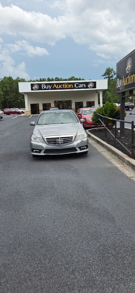 2010 Mercedes-Benz E-Class - $3,500