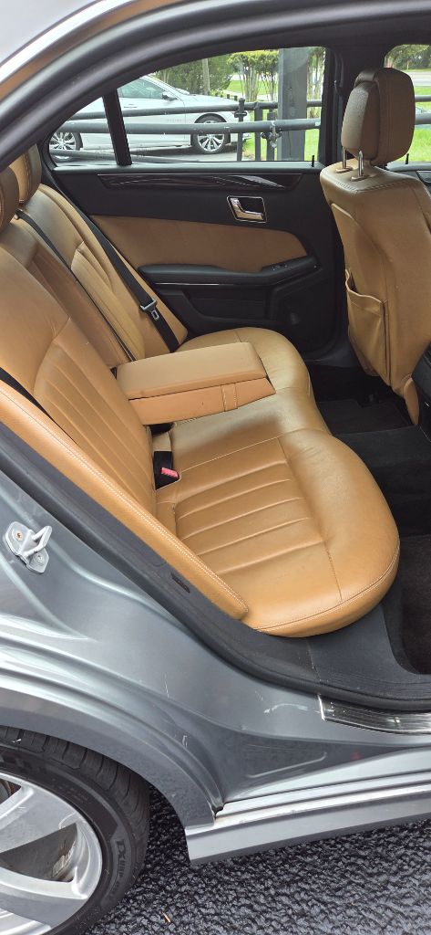 2010 Mercedes-Benz E-Class - $3,500