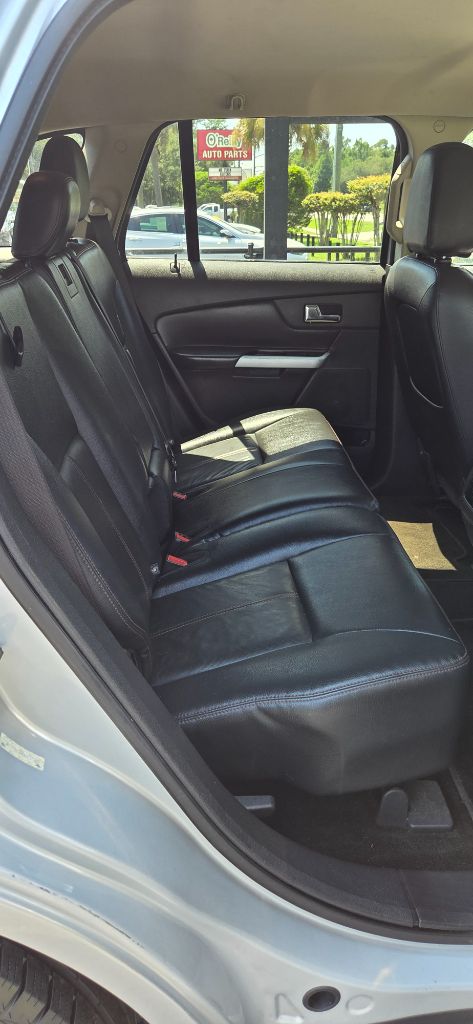 2013 Ford Edge - $2,800