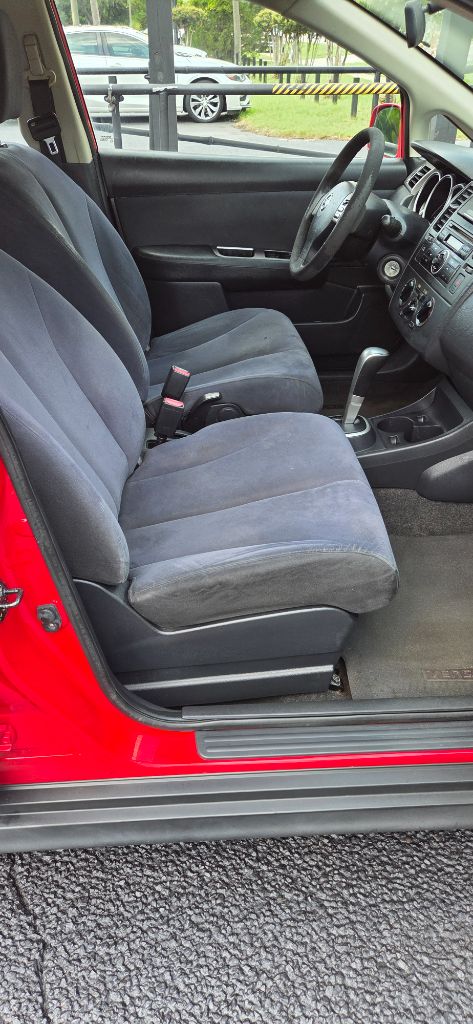 2009 Nissan Versa - $2,500