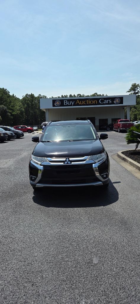 2016 Mitsubishi Outlander - $3,800