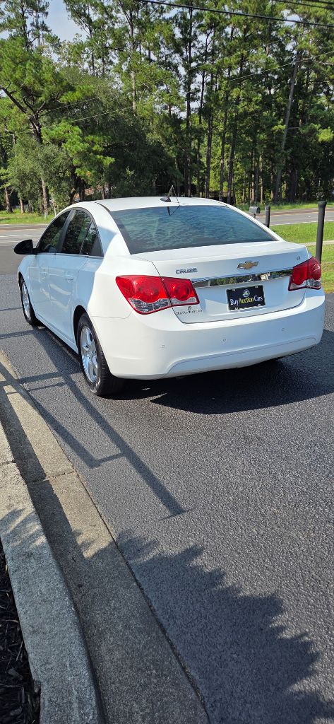 2011 Chevrolet Cruze - $2,500
