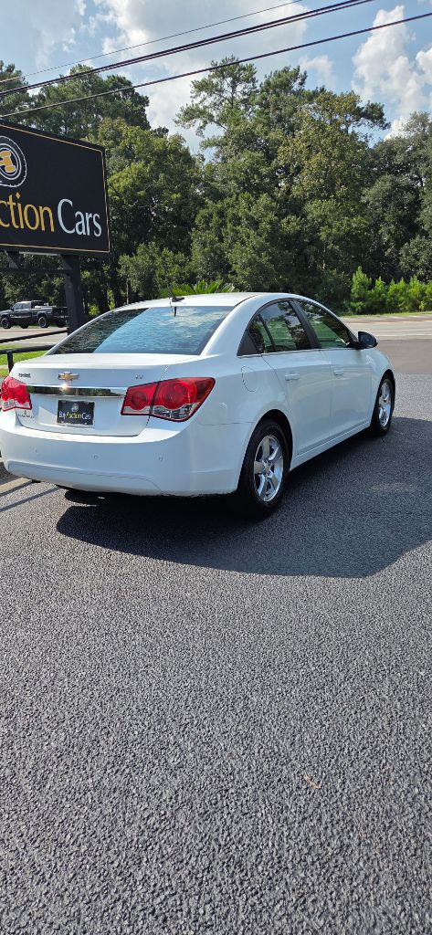 2011 Chevrolet Cruze - $2,500