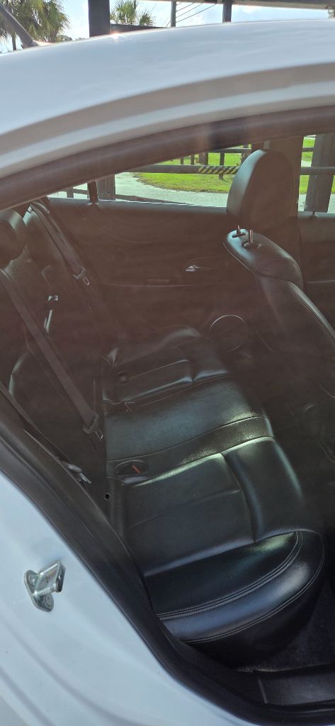 2011 Chevrolet Cruze - $2,500