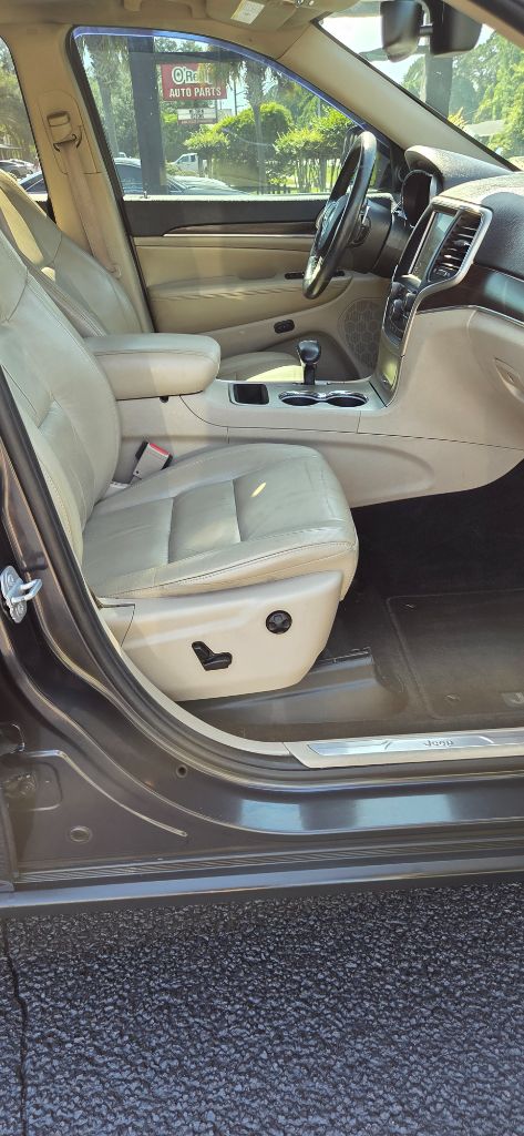 2014 Jeep Cherokee - $4,900
