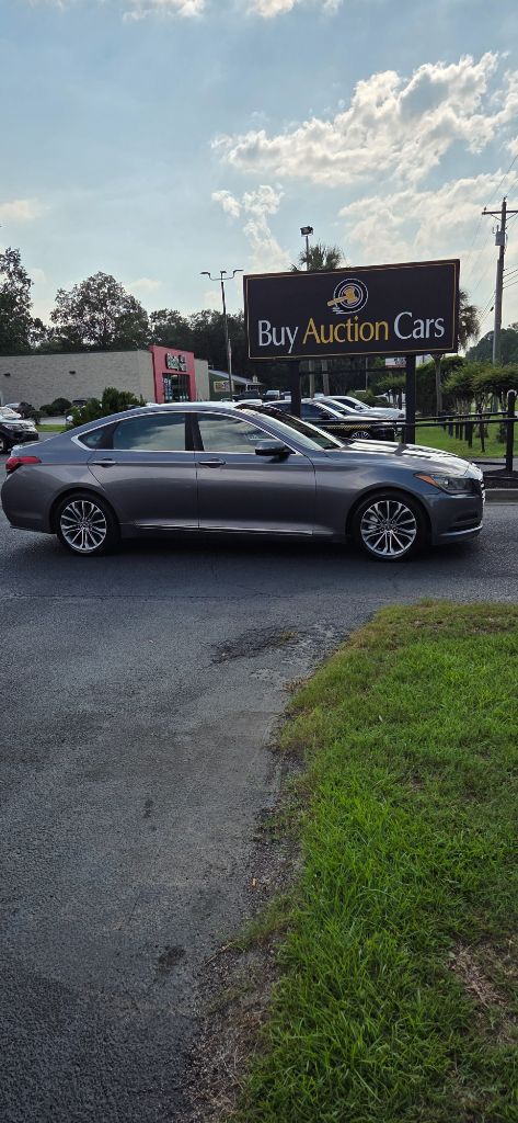 2015 Hyundai Genesis - $1,700