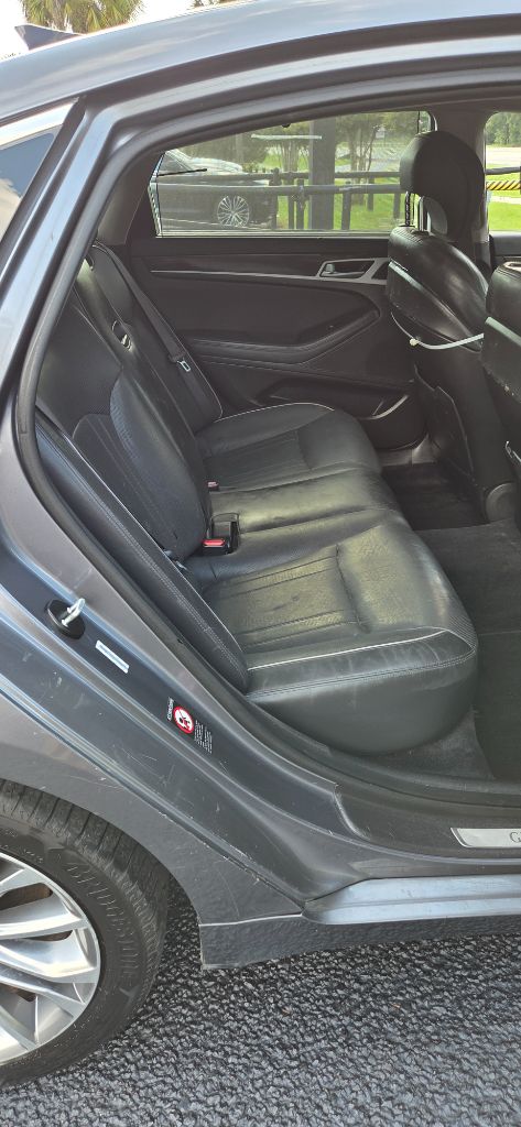 2015 Hyundai Genesis - $1,700