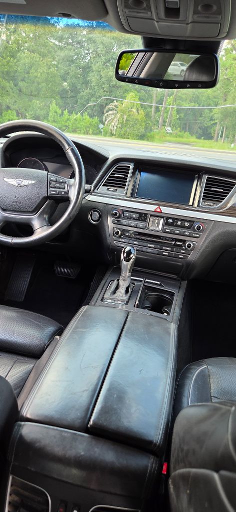 2015 Hyundai Genesis - $1,700