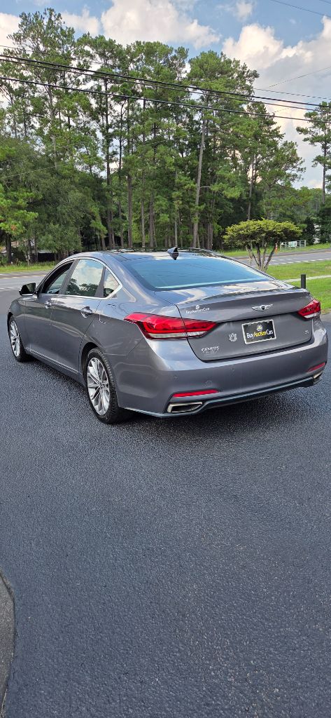 2015 Hyundai Genesis - $1,700