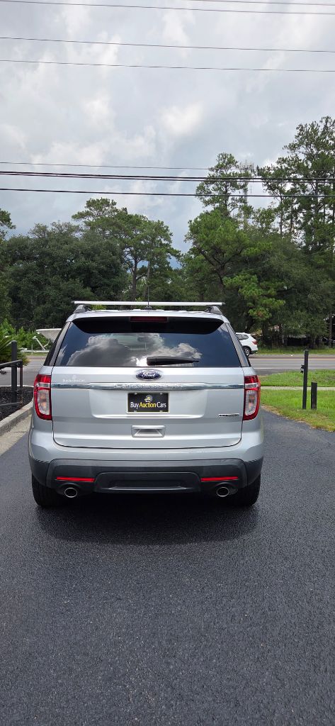2014 Ford Explorer - $3,300
