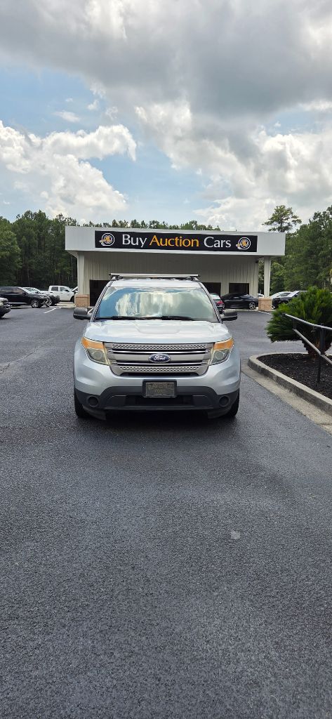 2014 Ford Explorer - $3,300