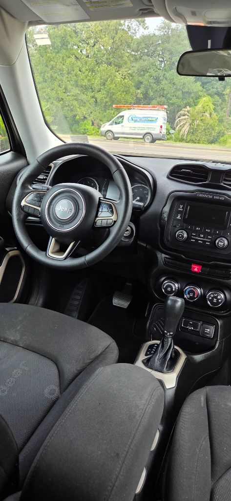 2015 Jeep Renegade - $3,900