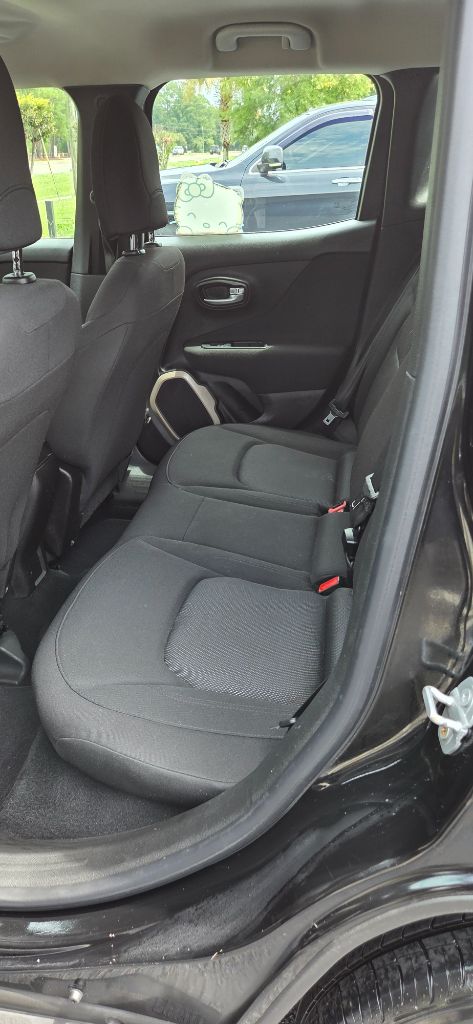 2015 Jeep Renegade - $3,900