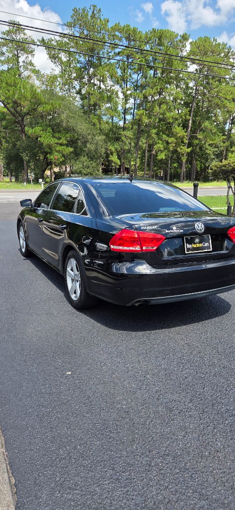 2015 Volkswagen Passat - $2,800