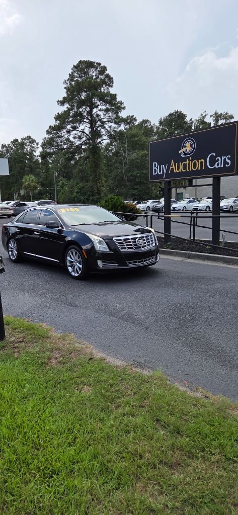 2013 Cadillac XTS - $3,700
