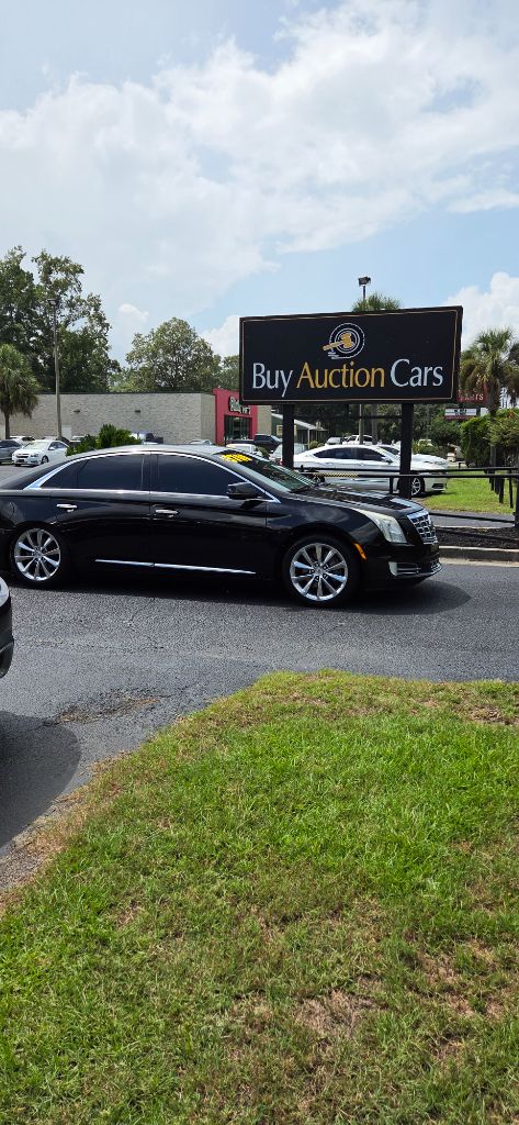 2013 Cadillac XTS - $3,700