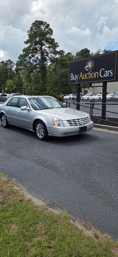 2011 Cadillac DTS - $2,400