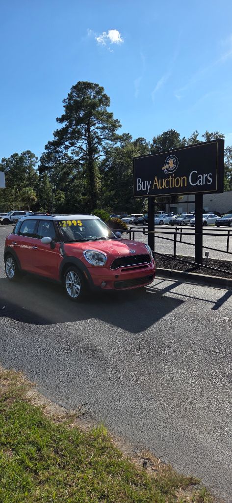 2012 MINI Countryman - $2,900