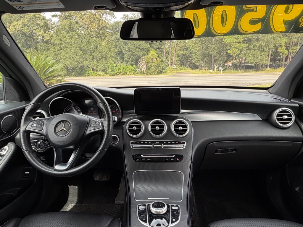 2018 Mercedes-Benz C-Class - $9,500