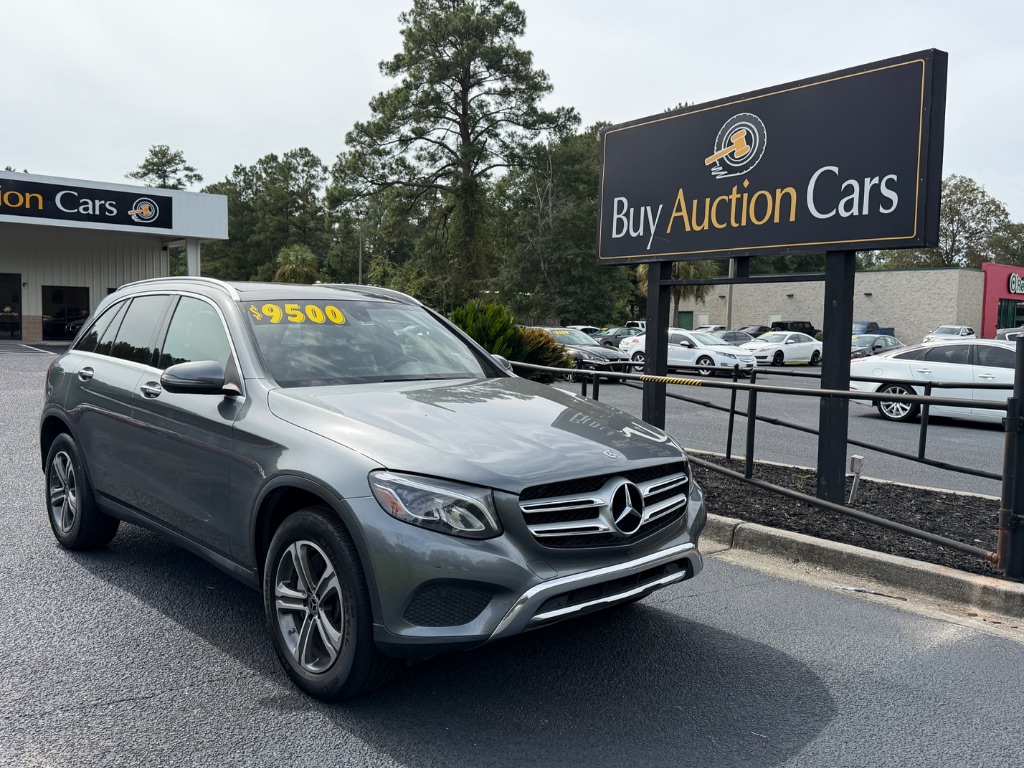 2018 Mercedes-Benz C-Class - $9,500