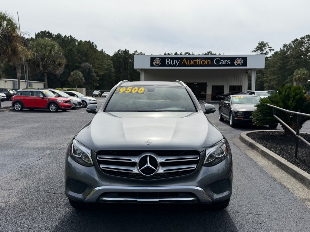 2018 Mercedes-Benz C-Class - $9,500