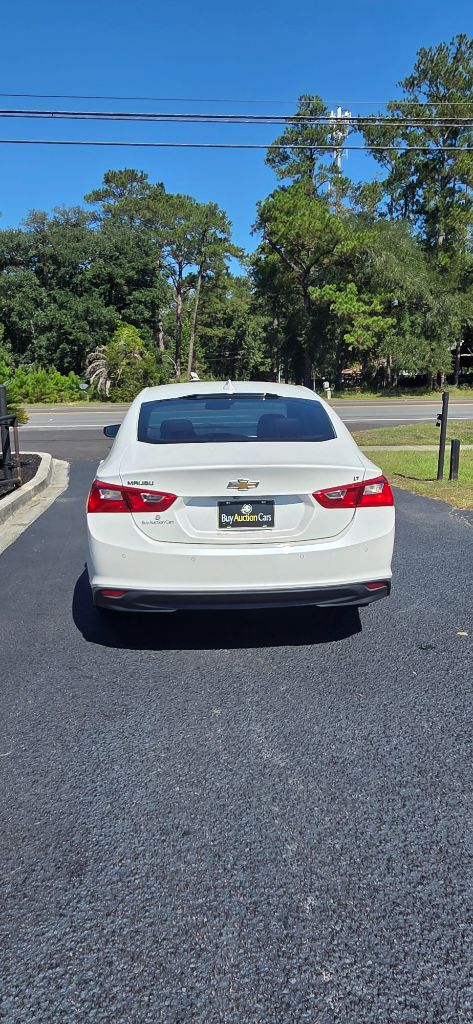 2017 Chevrolet Malibu - $4,900