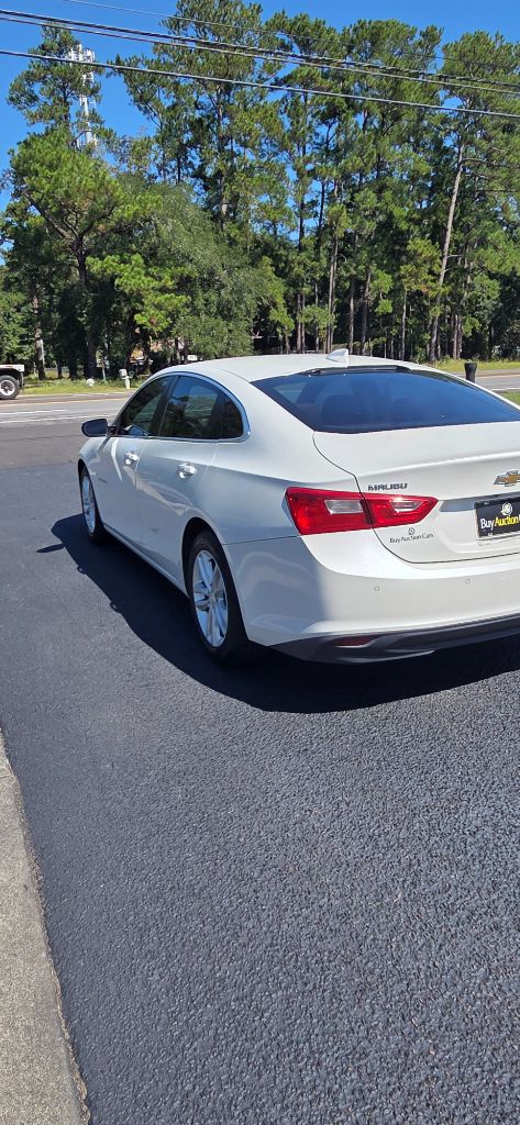 2017 Chevrolet Malibu - $4,900