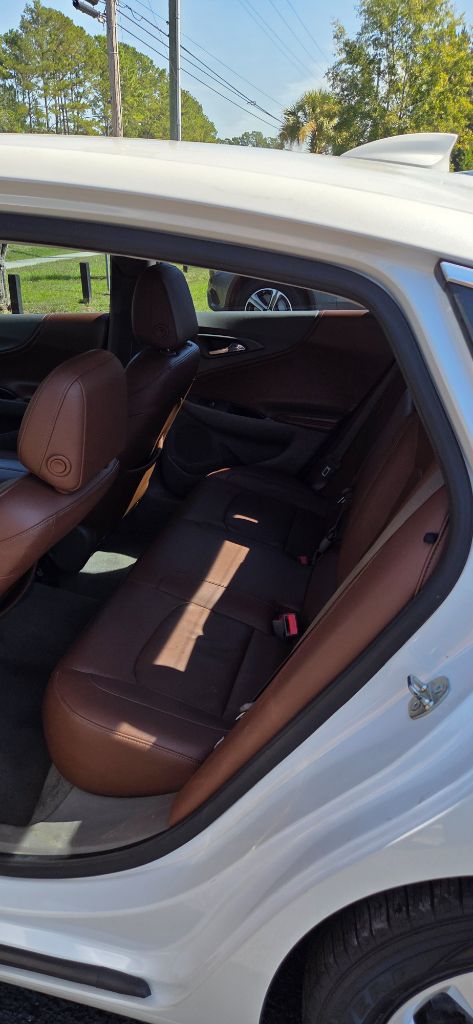 2017 Chevrolet Malibu - $4,900