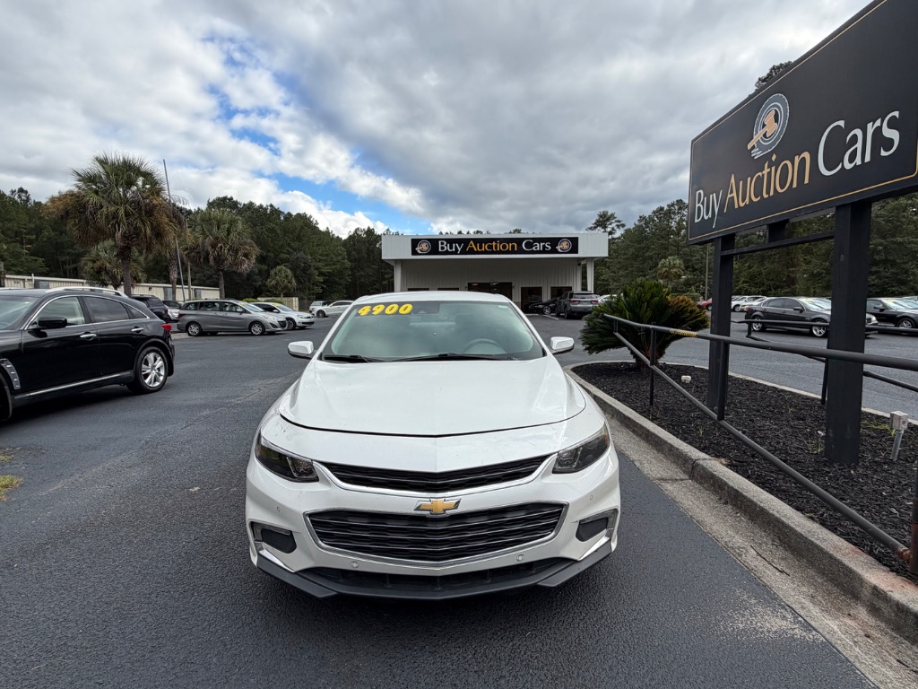 2017 Chevrolet Malibu - $4,900