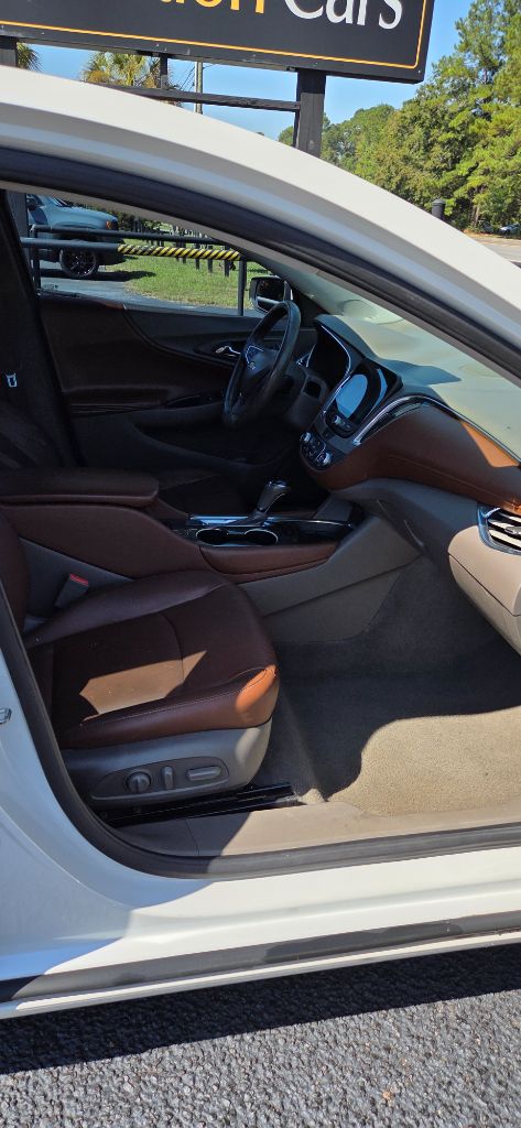 2017 Chevrolet Malibu - $4,900