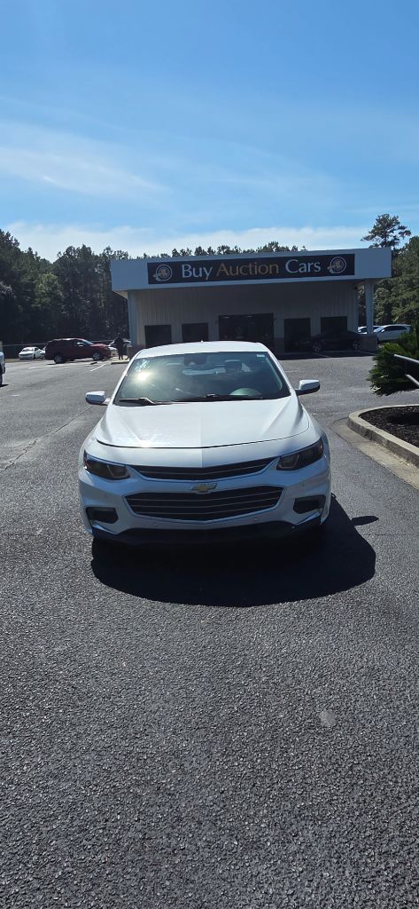 2017 Chevrolet Malibu - $4,900