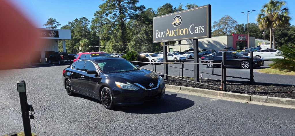 2016 Nissan Altima - $2,500