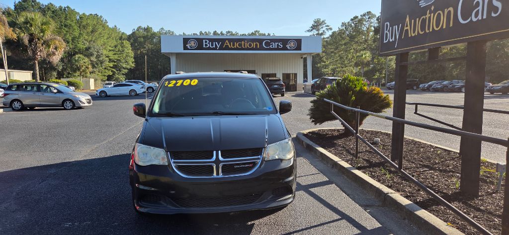 2014 Dodge Grand Caravan - $2,700