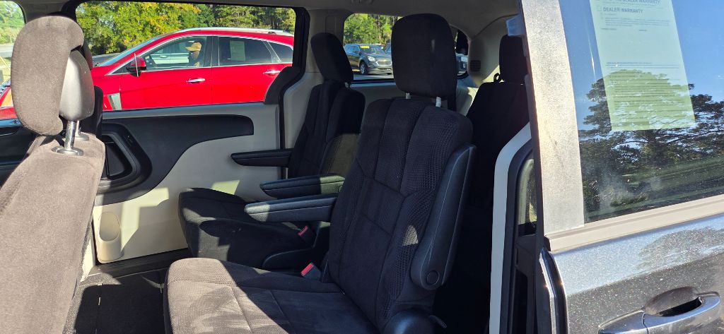 2014 Dodge Grand Caravan - $2,700