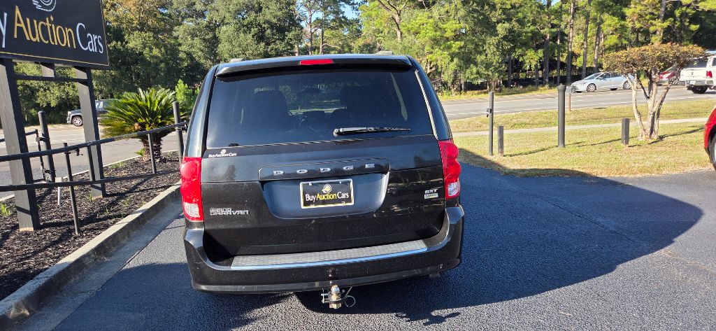 2014 Dodge Grand Caravan - $2,700