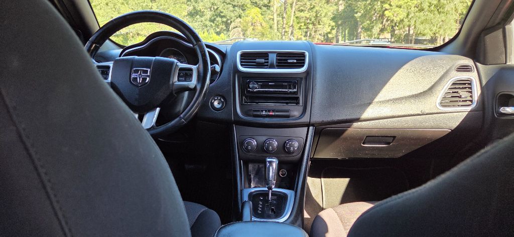 2013 Dodge Avenger - $2,200