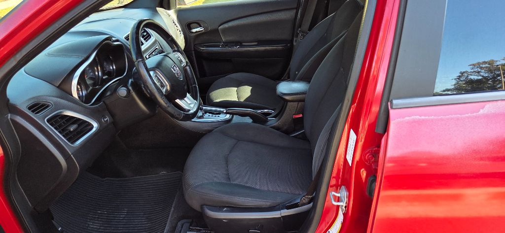 2013 Dodge Avenger - $2,200