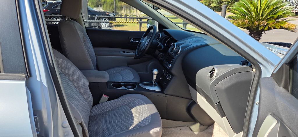2011 Nissan Rogue - $2,900