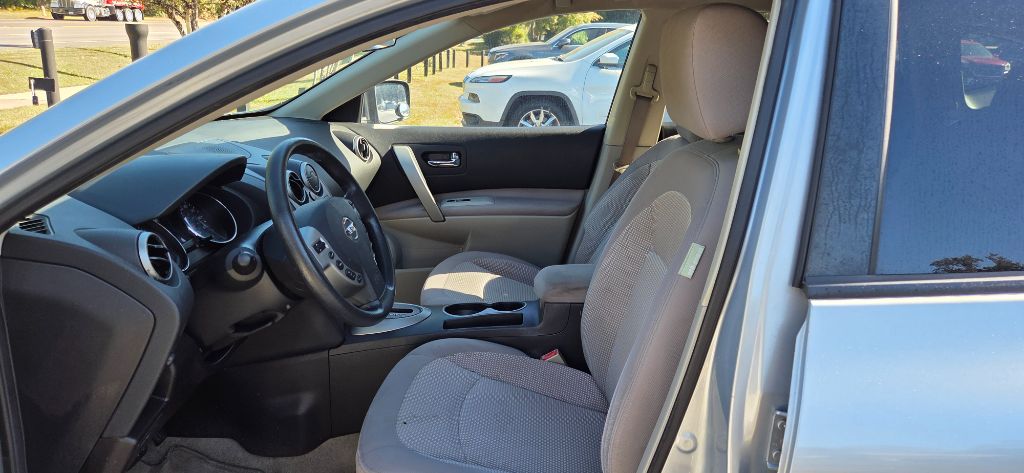 2011 Nissan Rogue - $2,900