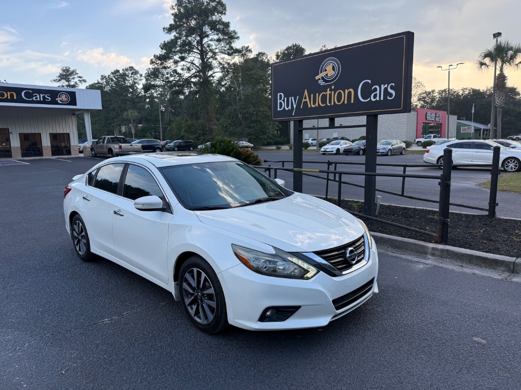 2016 Nissan Altima - $6,500
